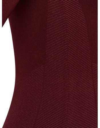 HUMMEL FIRST SEAMLESS JERSEY L/S W / Nahtlose Verarbeitung und körperbetontes Design